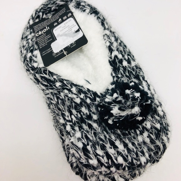 🦋 Cejoli Frosted Pom-Pom Slippers Sz. S/M 🦋 - Picture 3 of 3